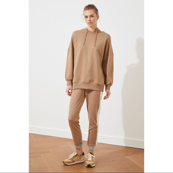 Pullover Hoodie Women Fleece Tan Sweatshirt - Picture 3 of 6